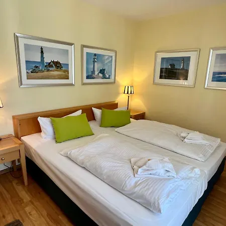1 2 11 Inselstrand Apartment *
